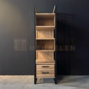 Eiken kast Harm