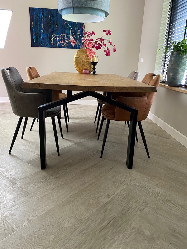 Eiken tafel Bonnie - Afbeelding 2