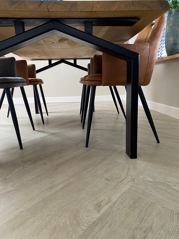 Eiken tafel Bonnie - Afbeelding 3