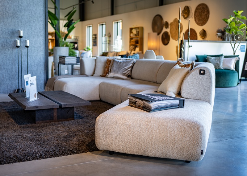 showroom-old-ambt-meubelen1